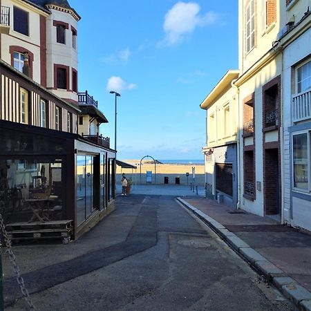 Le Capitaine Jack Apartamento Trouville-sur-Mer Exterior foto